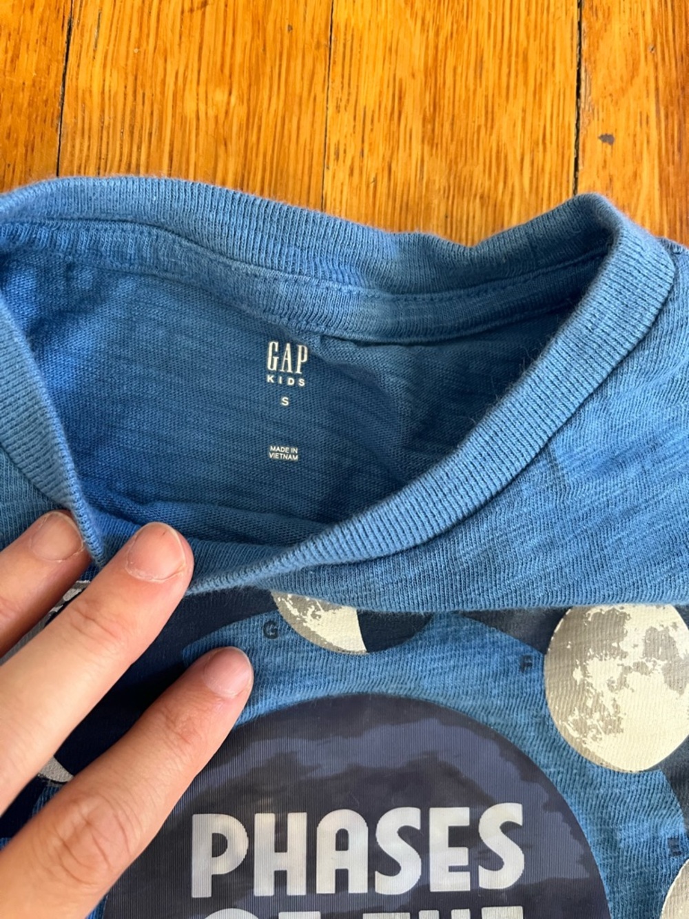 Bundle of Boys Space Graphic Tees - size 4-6 - Picture 12 of 16